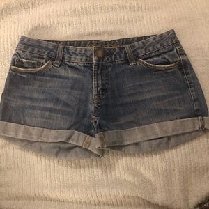 American Eagle Outfitters Classic Blue Jean Shorts Size 4